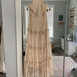 Cute & comfy Altar’d State dress perfect for prom! Only worn once! Dry cleaned!